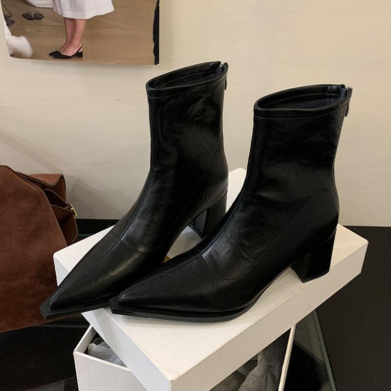 Мода Мода Острый носок Современные Женские Короткие Ботинки Обувь Женская Квадратный каблук Женские Ботильоны Стрейч Молнии Обувь Туфли леди 35 чёрный
Мода Мода Острый носок Современные Женские Короткие Ботинки Обувь Женская Квадратный каблук Женские Ботильоны Стрейч Молнии Обувь Туфли леди 35 чёрный