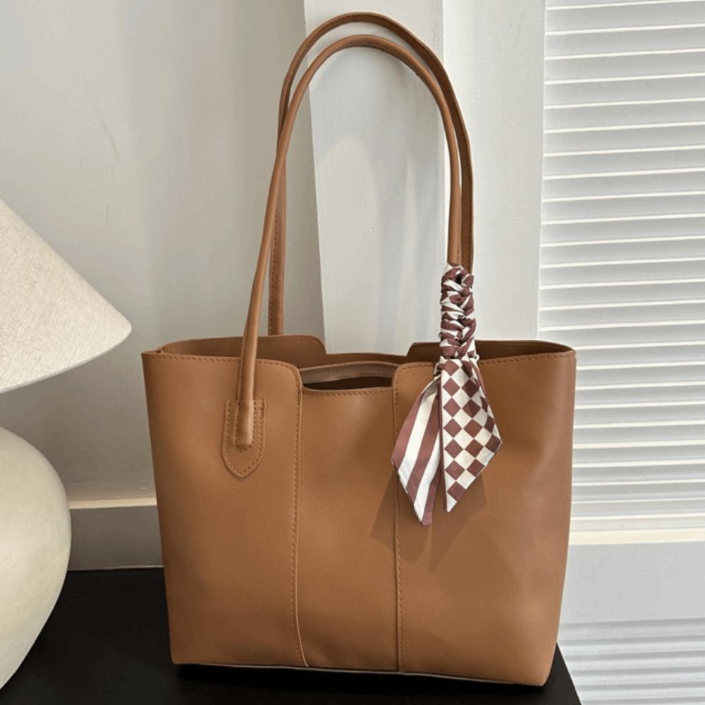 Commuting PU Leather Shoulder Bag Large Capacity New Design Tote Bag Retro Underarm bag Outdoor коричневый
Commuting PU Leather Shoulder Bag Large Capacity New Design Tote Bag Retro Underarm bag Outdoor коричневый