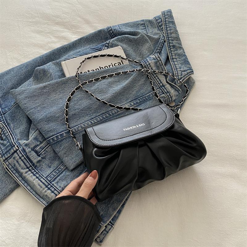 Нишевая красивая маленькая квадратная сумка в иностранном стиле для женщин 2024 года, новая популярная модная повседневная индивидуальная однотонная сумка-мессенджер через плечо чёрный
Нишевая красивая маленькая квадратная сумка в иностранном стиле для женщин 2024 года, новая популярная модная повседневная индивидуальная однотонная сумка-мессенджер через плечо чёрный