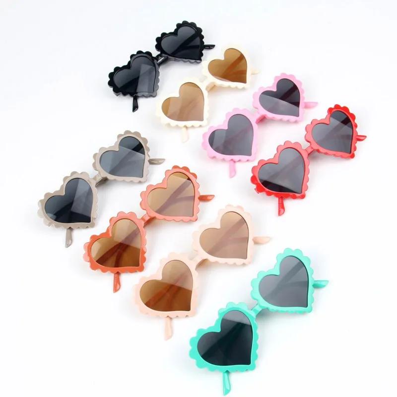 2024 New Kids Love Heart Shape Sunglasses Fashion Heart Frame Lovely Girls Boy Children Outdoor Sun Eyeglasses Kids Sunglasses
2024 New Kids Love Heart Shape Sunglasses Fashion Heart Frame Lovely Girls Boy Children Outdoor Sun Eyeglasses Kids Sunglasses