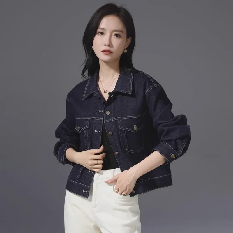 Women s Retro Dark Blue Denim Motorcycle Jacket with Polo Collar - 2024 Spring/Autumn Collection 2XL темно-синього кольору
Women s Retro Dark Blue Denim Motorcycle Jacket with Polo Collar - 2024 Spring/Autumn Collection 2XL темно-синього кольору