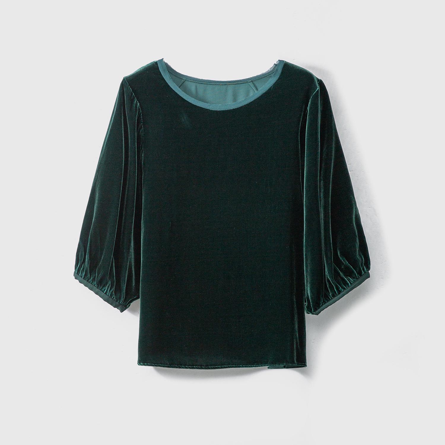 Silk Velvet Lantern Blouse: Batwing Sleeves, Round Neck, Mulberry Silk, Half Sleeve - Spring Collection XL
Silk Velvet Lantern Blouse: Batwing Sleeves, Round Neck, Mulberry Silk, Half Sleeve - Spring Collection XL