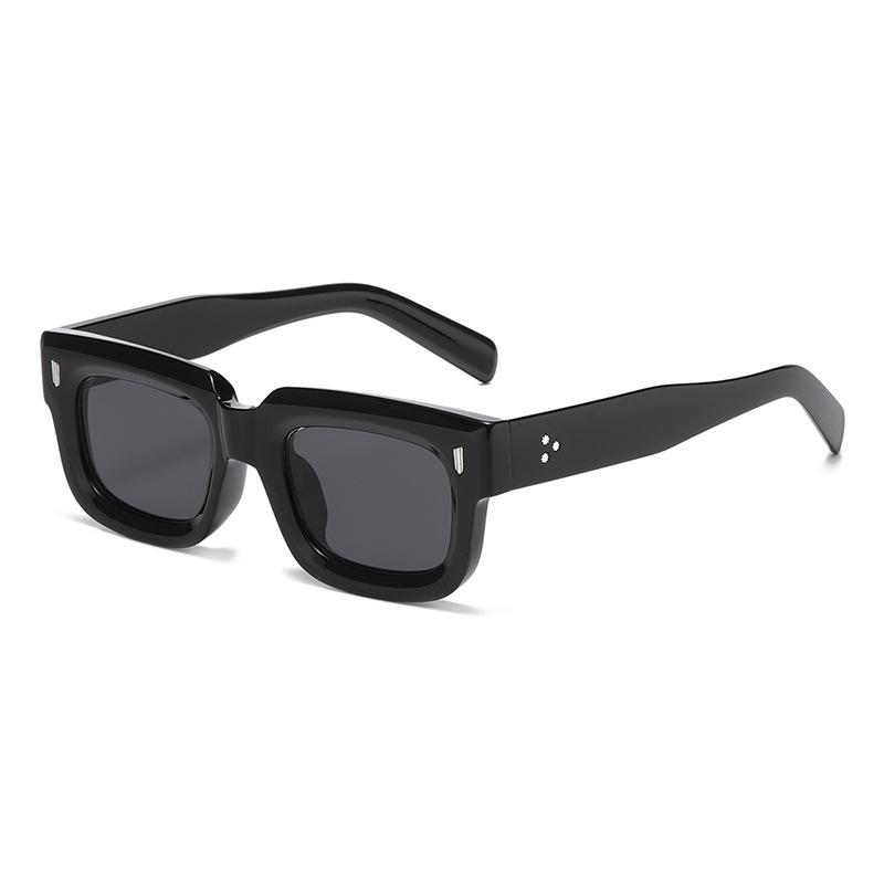 Retro Rivets Men Sunglasses Ins Popular Fashion Designer Sunglass Woman Shades UV400 Trending Double Color Square Sun Glasses as shown
Retro Rivets Men Sunglasses Ins Popular Fashion Designer Sunglass Woman Shades UV400 Trending Double Color Square Sun Glasses as shown