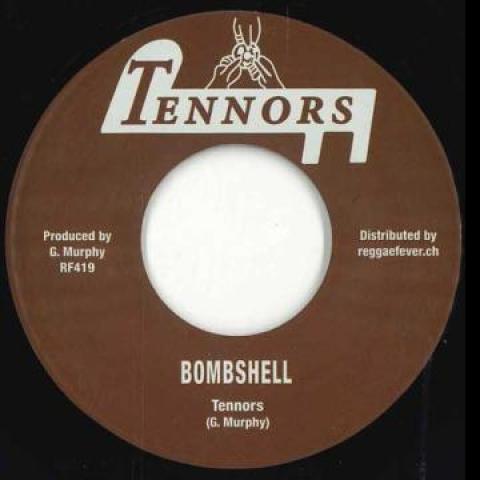 7inch Record TENNORS Bombshell Born To Be A Sufferer RF419 TennorsReggae 2023 Europe Reggae Ska Dub
7inch Record TENNORS Bombshell Born To Be A Sufferer RF419 TennorsReggae 2023 Europe Reggae Ska Dub