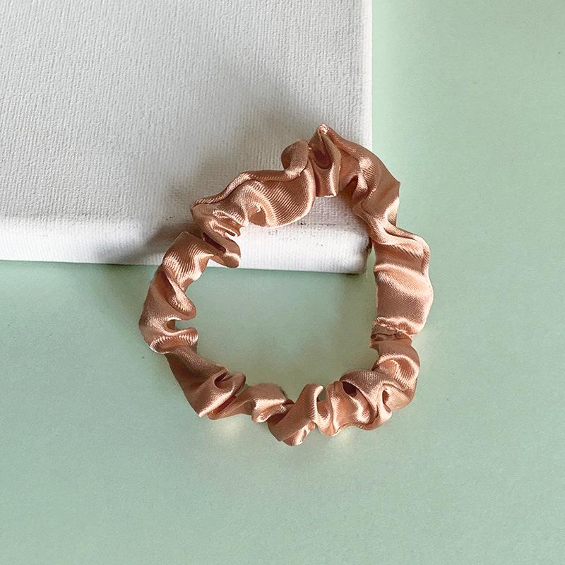 Резинка для волос из тутового шелка сатина - Без заломов, Универсальная, Защитная резинка для волос для женщин
Резинка для волос из тутового шелка сатина - Без заломов, Универсальная, Защитная резинка для волос для женщин