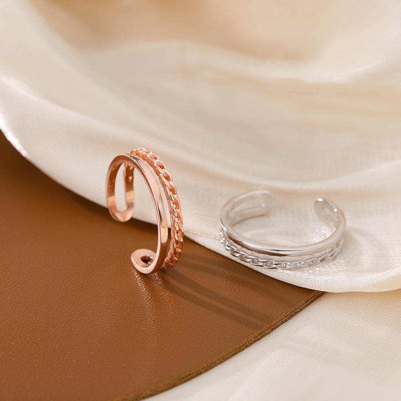 New Korean Version of Simple Hollow Chain Double Ring Men and Women Fashion Versatile Personality Niche Design Ring Jewelry
New Korean Version of Simple Hollow Chain Double Ring Men and Women Fashion Versatile Personality Niche Design Ring Jewelry