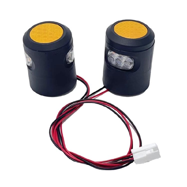 Reflective Strap Decoration Night Reflectors LED Left/Right Turning Signal Light Replacement Electric Scooter Accessories
Reflective Strap Decoration Night Reflectors LED Left/Right Turning Signal Light Replacement Electric Scooter Accessories