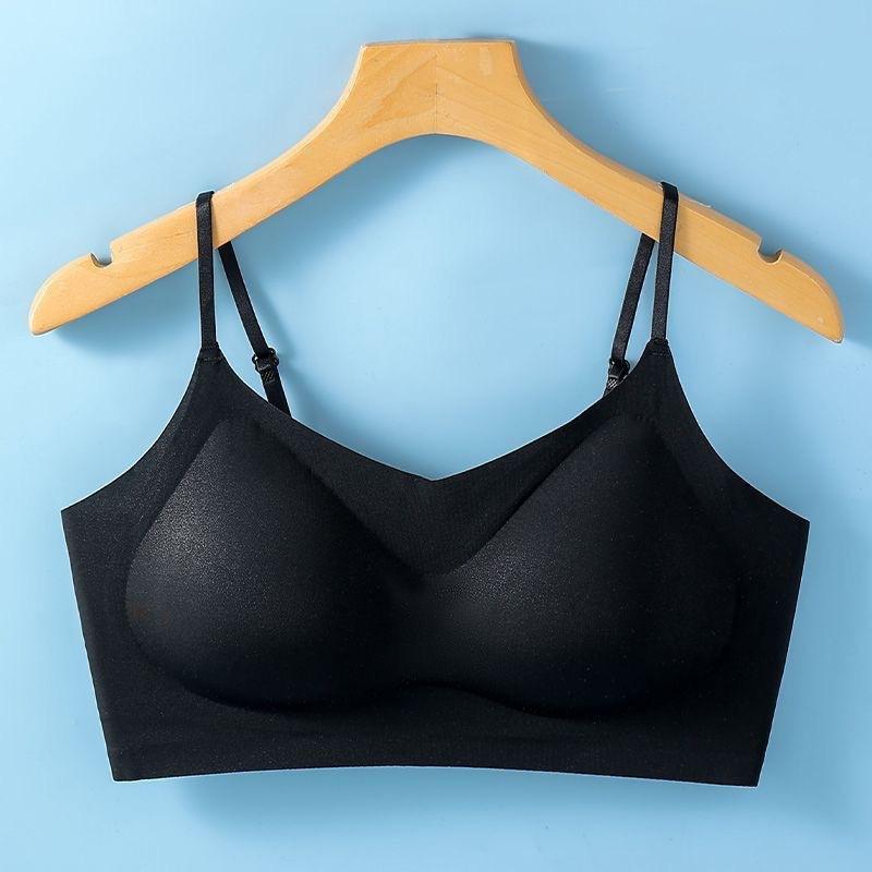 Black Seamless Wireless Bra with Adjustable Thin Straps and V-Neckline M чорний
Black Seamless Wireless Bra with Adjustable Thin Straps and V-Neckline M чорний