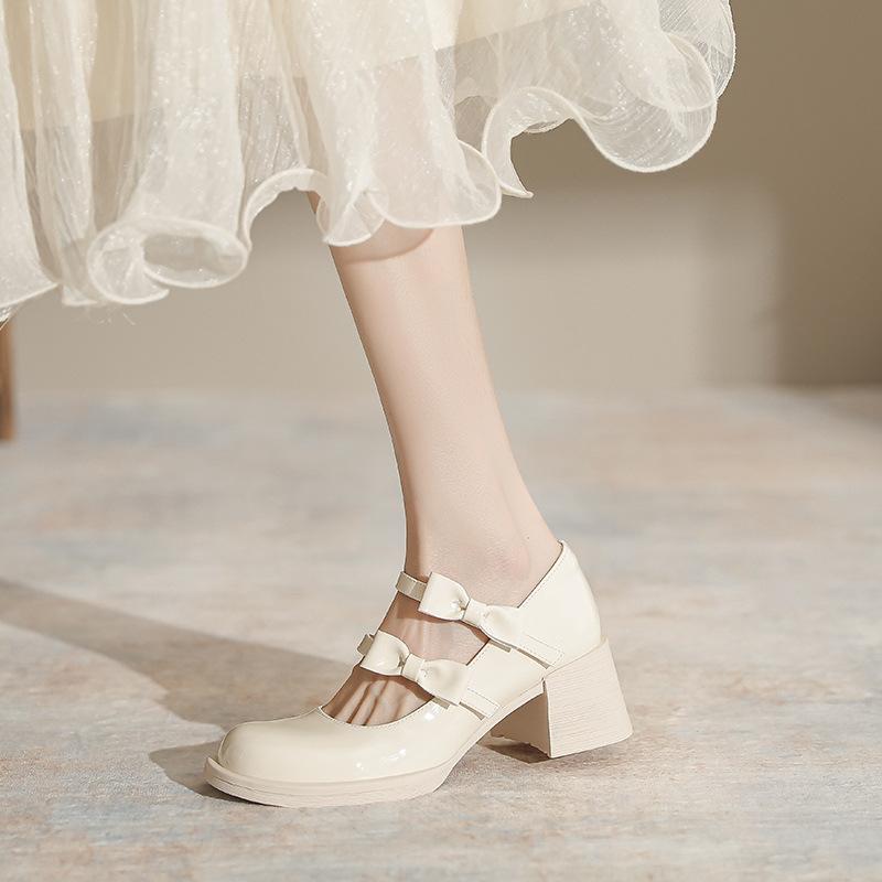 French white Mary Jane single shoes women s skirt thick heel small leather shoes spring and autumn new small girls high heels 40
French white Mary Jane single shoes women s skirt thick heel small leather shoes spring and autumn new small girls high heels 40