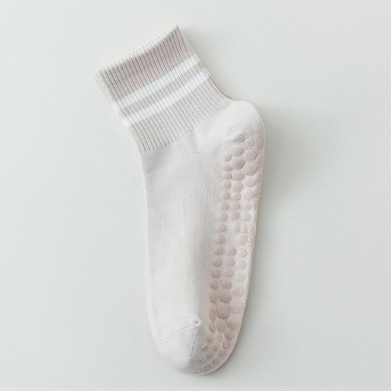 Носки для йоги женские профессиональные силиконовые нескользящие носки для пилатеса повседневные полосатые хлопковые носки для занятий в помещении, фитнесом, танцами, спортом
Носки для йоги женские профессиональные силиконовые нескользящие носки для пилатеса повседневные полосатые хлопковые носки для занятий в помещении, фитнесом, танцами, спортом