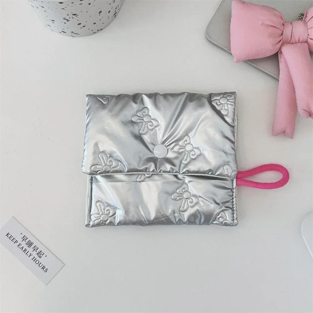 Bow Heart Silver Clutch Cosmetic Handbag Makeup Bag Portable Women Toiletries Skincare Storage Bag Organizer Pouch Case for Girl
Bow Heart Silver Clutch Cosmetic Handbag Makeup Bag Portable Women Toiletries Skincare Storage Bag Organizer Pouch Case for Girl