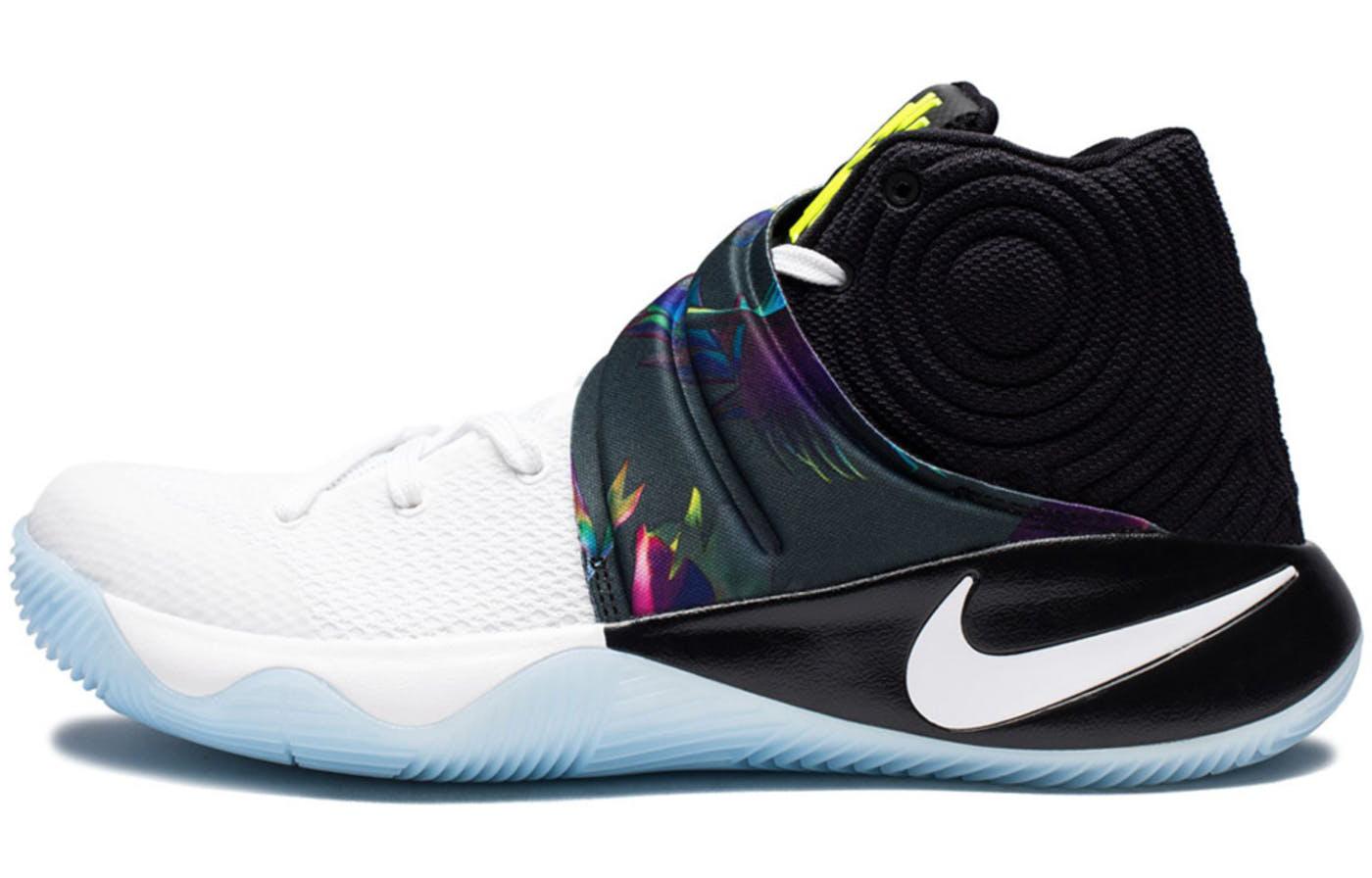 Nike Kyrie 2 Parade 819583-110 45.5
Nike Kyrie 2 Parade 819583-110 45.5