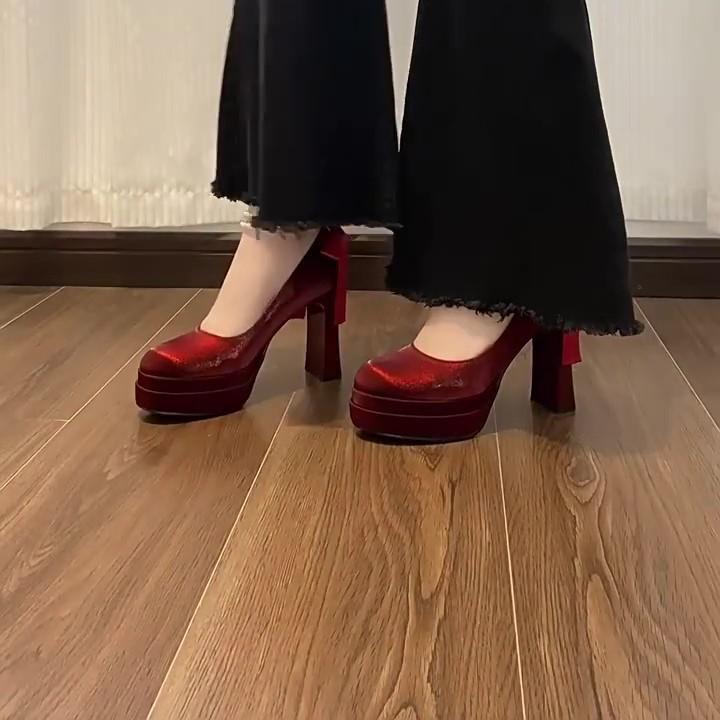 Red daily wear wedding shoes show clothes shoes women s 2025 spring with skirts high heels New Year s Mary Jane women s shoes 34
Red daily wear wedding shoes show clothes shoes women s 2025 spring with skirts high heels New Year s Mary Jane women s shoes 34