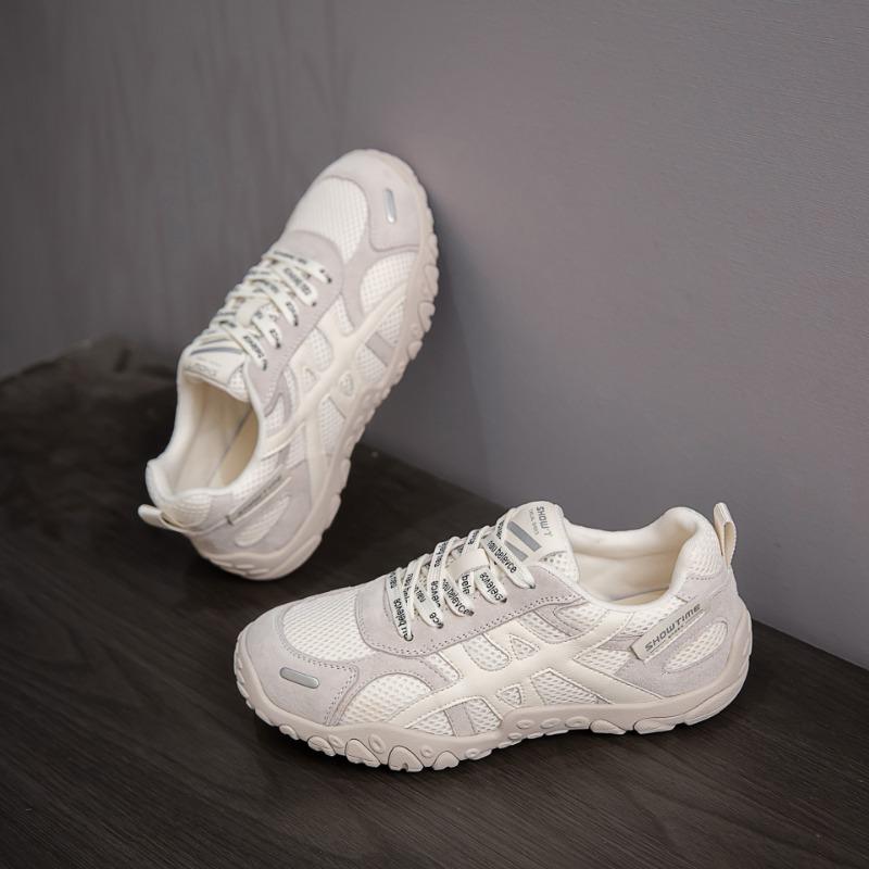 Flat bottom non-slip versatile sports shoes, new women s autumn models, light soft soles, not tired feet casual shoes 35 бежевый
Flat bottom non-slip versatile sports shoes, new women s autumn models, light soft soles, not tired feet casual shoes 35 бежевый