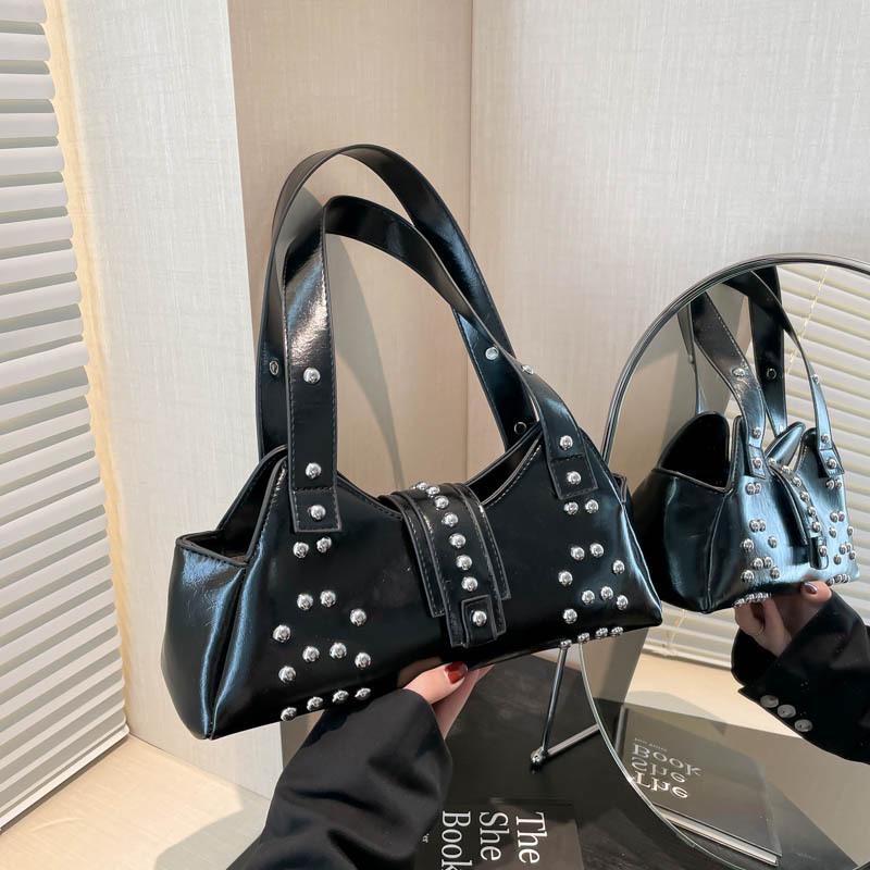 Новая ретро сумка-тоут с заклепками, модная, универсальная, премиальная женская сумка на плечо, сумка под мышкой чёрный