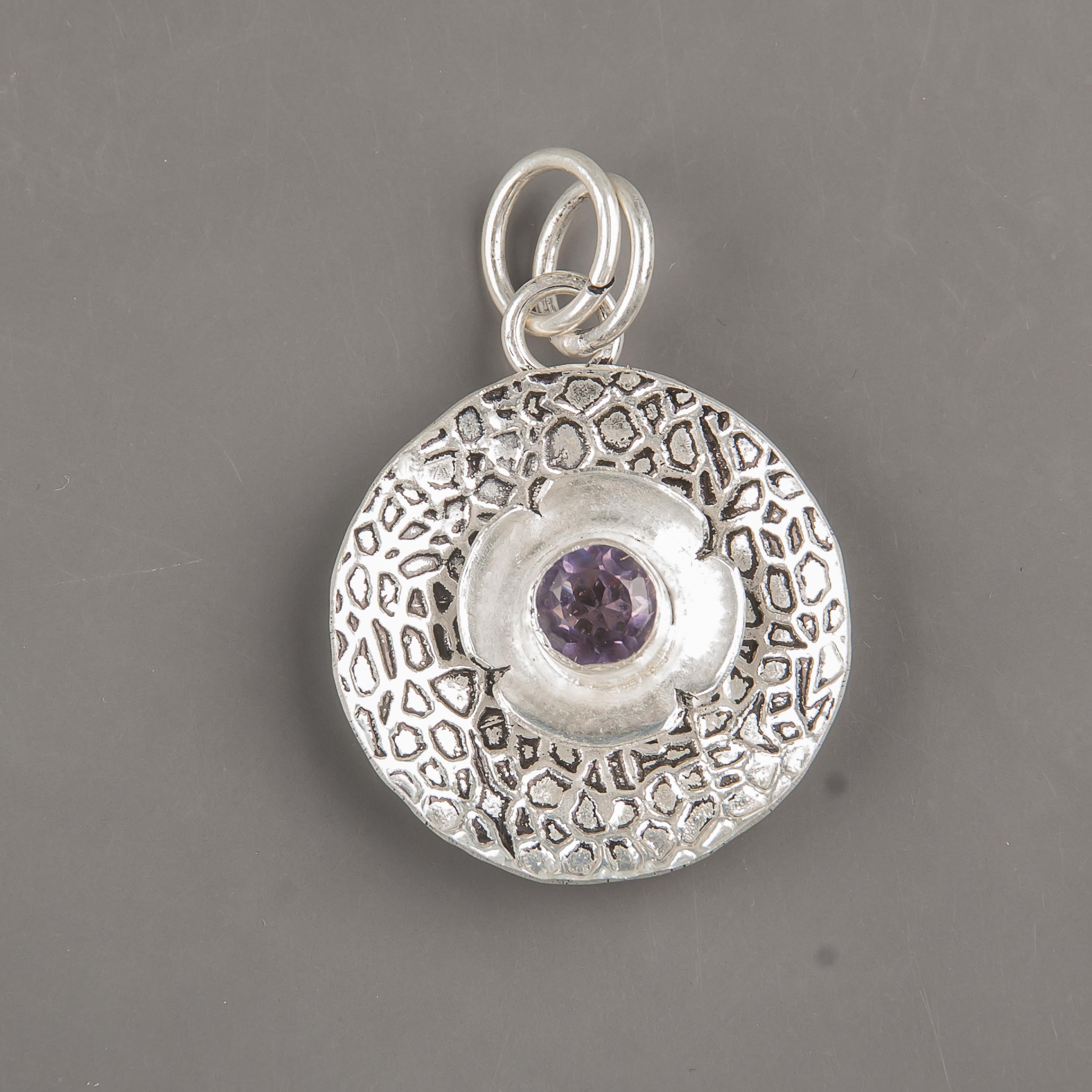 African Amethyst Gemstone Pendant, 935 Sterling Silver, Handmade Gorgeous Silver Pendant For Thanksgiving Gift 1.20 Inches фіолетовий
African Amethyst Gemstone Pendant, 935 Sterling Silver, Handmade Gorgeous Silver Pendant For Thanksgiving Gift 1.20 Inches фіолетовий