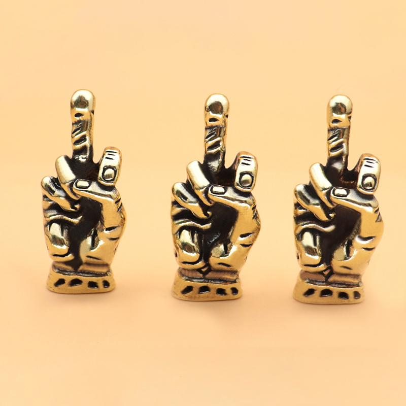 Copper Hand With Erect Middle Finger Up Statue Punk Style Vintage Brass Hand Miniature Ornaments Home Office Desk Decoration медный
Copper Hand With Erect Middle Finger Up Statue Punk Style Vintage Brass Hand Miniature Ornaments Home Office Desk Decoration медный