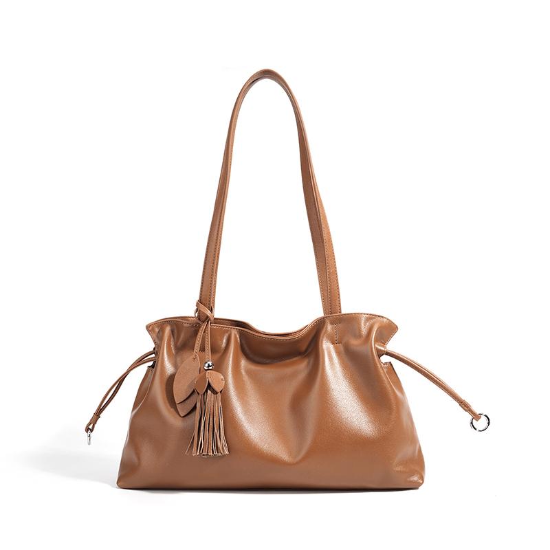 Designer Drawstring Cloud Tote Bag Luxury Genuine Leather Pleated Vintage Shoulder Bag Elegant Simple Large-capacity Handbag бурштин
Designer Drawstring Cloud Tote Bag Luxury Genuine Leather Pleated Vintage Shoulder Bag Elegant Simple Large-capacity Handbag бурштин