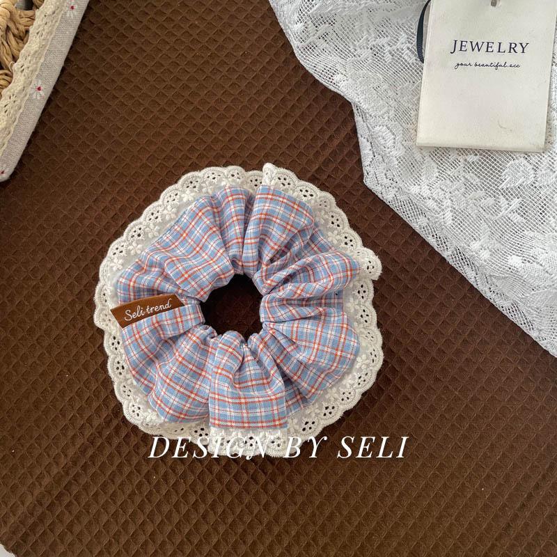 Martini Style Plaid Lace Scrunchie French Vintage Button Hair Tie
Martini Style Plaid Lace Scrunchie French Vintage Button Hair Tie