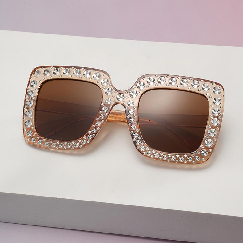 2026 Oversized Square Rhinestone Sunglasses for Women Luxury Crystal Frame UV Protection Shades for Birthday Party Gift KJ184
2026 Oversized Square Rhinestone Sunglasses for Women Luxury Crystal Frame UV Protection Shades for Birthday Party Gift KJ184