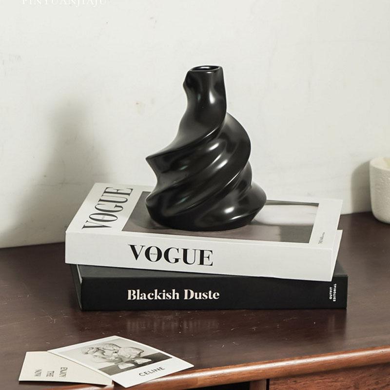 Ice cream vase ceramic art flower vase living room desktop living room foyer dining table flower arrangement ornament vase чорний
Ice cream vase ceramic art flower vase living room desktop living room foyer dining table flower arrangement ornament vase чорний