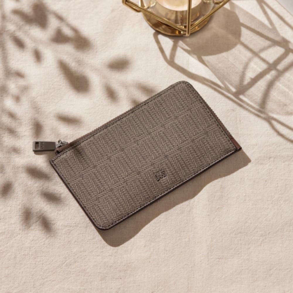 Daks Brown Pattern Leather Card Wallet Dbho6e758w3 Single option
Daks Brown Pattern Leather Card Wallet Dbho6e758w3 Single option