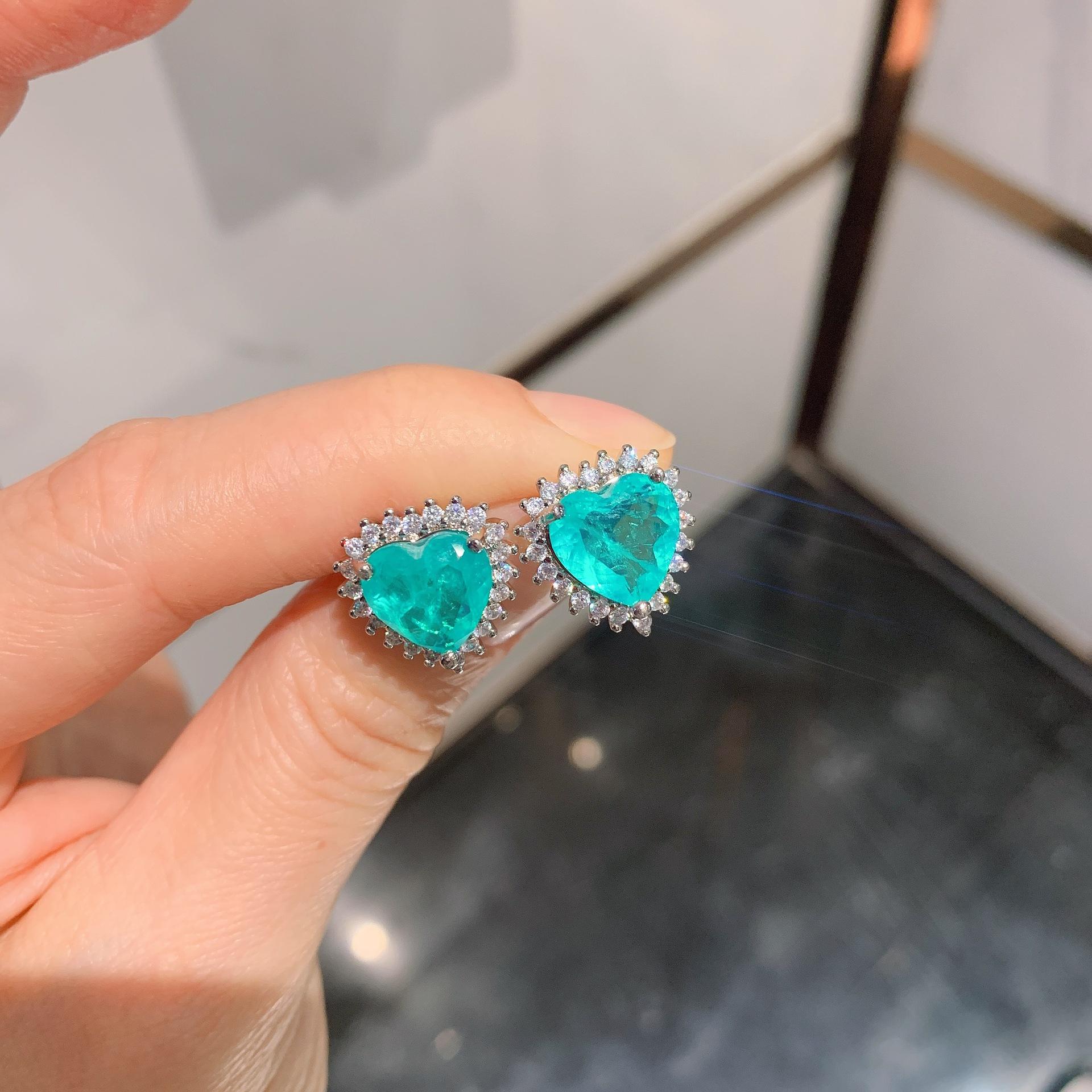 Серебряное ожерелье и серьги Параиба S925, комплект из двух предметов, аксессуары для свадебного ужина
Серебряное ожерелье и серьги Параиба S925, комплект из двух предметов, аксессуары для свадебного ужина