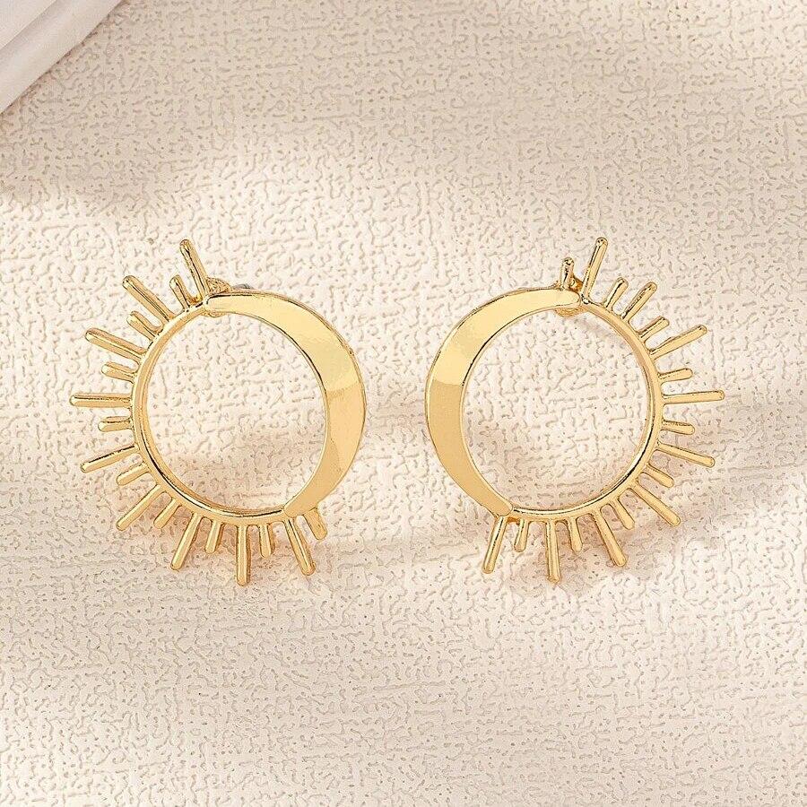 Obega Ins Sun Moon Shape Tiny Earrings Stud Trendy Gold SIlver Color Fashion Europen And Amercian Punk Syle Metal Jewelry
Obega Ins Sun Moon Shape Tiny Earrings Stud Trendy Gold SIlver Color Fashion Europen And Amercian Punk Syle Metal Jewelry
