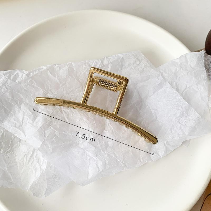 Minimalist Women s Alloy Hair Claws Geometric Square Clips for Lady Girls Ponytail Holder Hair Styling Accessories
Minimalist Women s Alloy Hair Claws Geometric Square Clips for Lady Girls Ponytail Holder Hair Styling Accessories