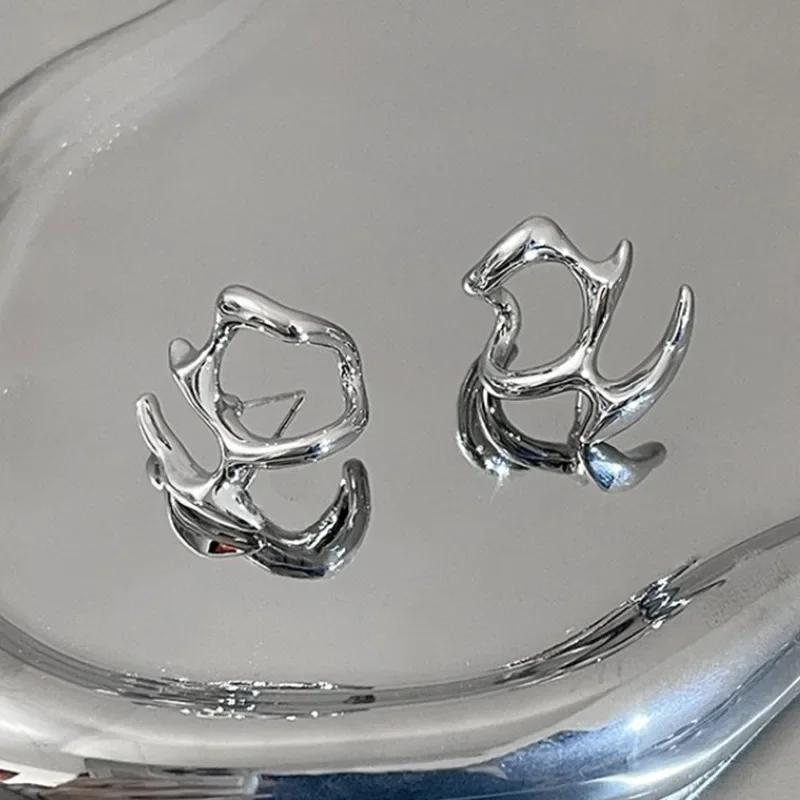 Irregular Liquid Earrings for Women Silver Color Hip-Hop Punk Fashion Geometric Earring Clip Girl Trendy Party Jewelry срібний
Irregular Liquid Earrings for Women Silver Color Hip-Hop Punk Fashion Geometric Earring Clip Girl Trendy Party Jewelry срібний