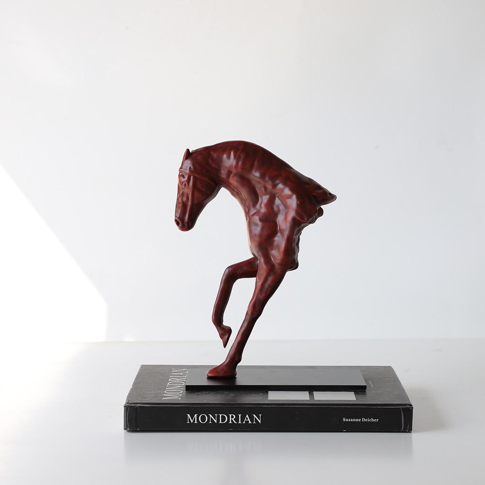 Resin Handicrafts Simulation Animal Sculpture Horse Head Ornaments Horse Decorative Figurines Home Decoration Accessories 18x8x24cm червоний
Resin Handicrafts Simulation Animal Sculpture Horse Head Ornaments Horse Decorative Figurines Home Decoration Accessories 18x8x24cm червоний