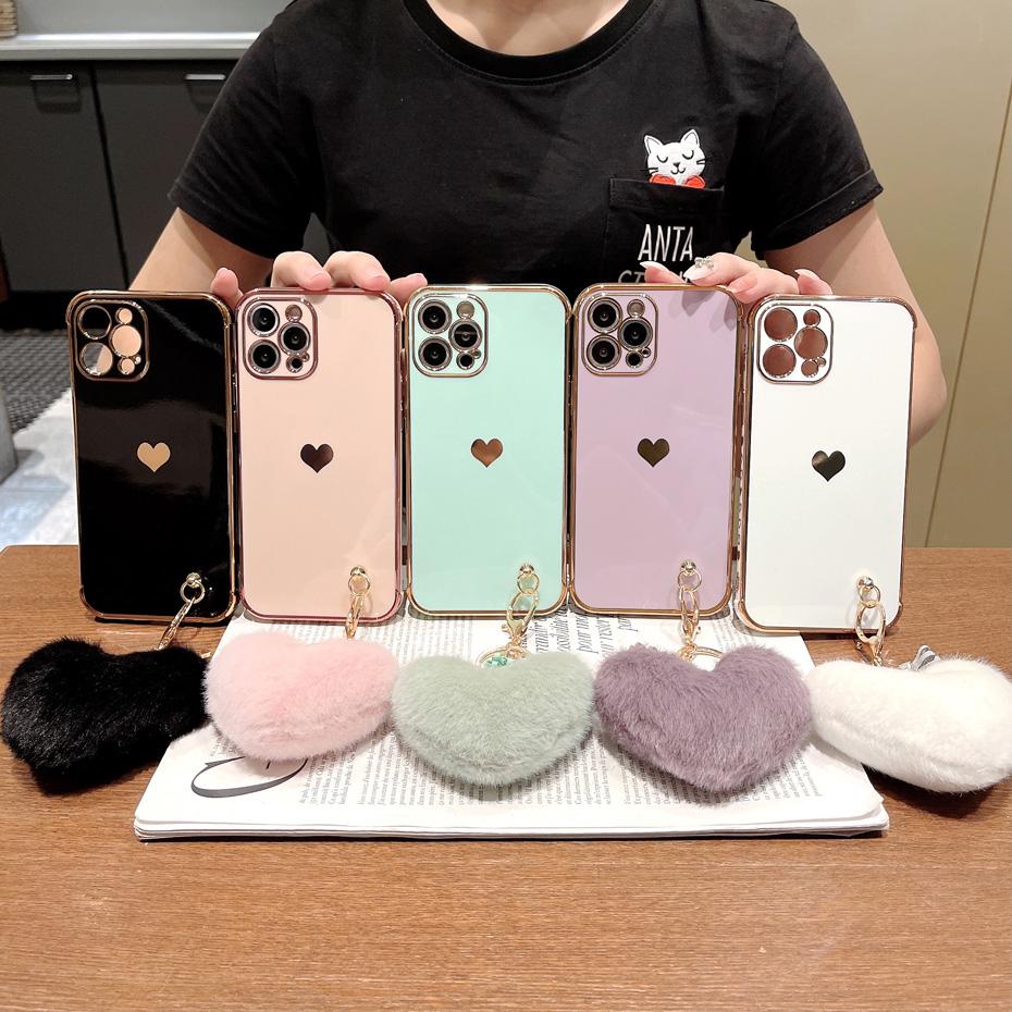 Прекрасный чехол для мобильного телефона для IPhone 11 12 13 Pro Max X XS XR 7 8 Plus с боковым покрытием в форме сердца, защита от падения с плюшевым брелоком
Прекрасный чехол для мобильного телефона для IPhone 11 12 13 Pro Max X XS XR 7 8 Plus с боковым покрытием в форме сердца, защита от падения с плюшевым брелоком