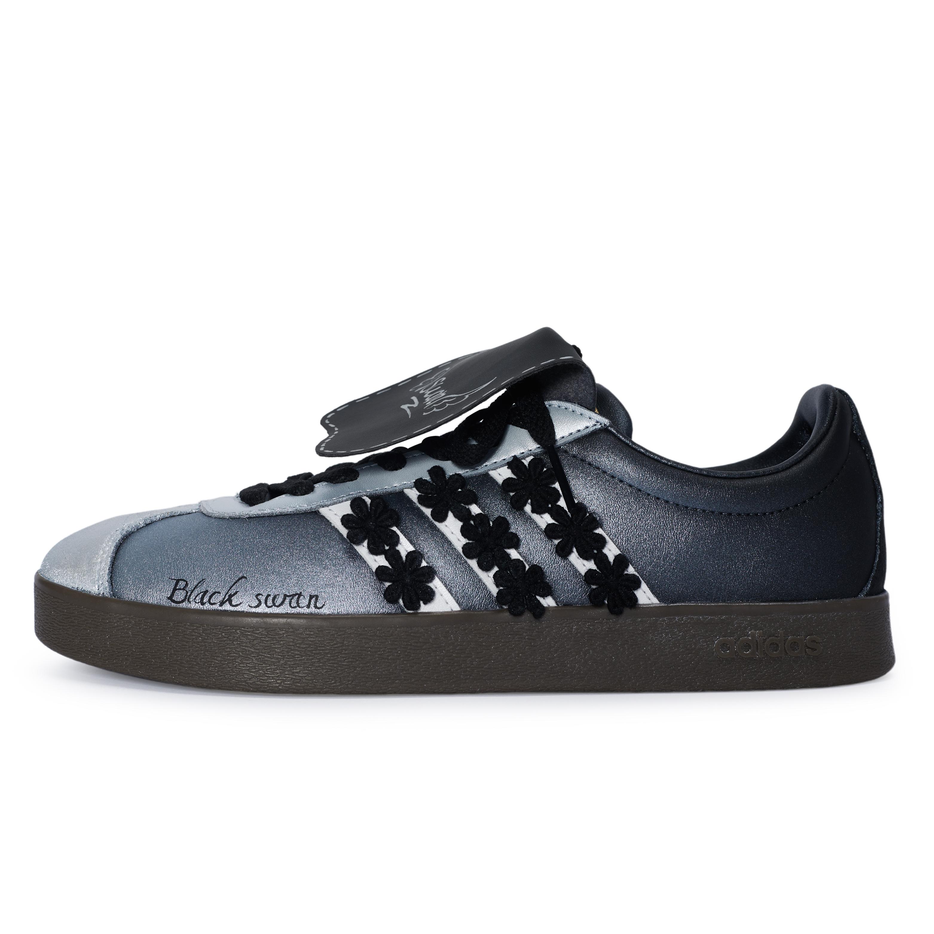 Adidas Neo Vl Court 811 Manufacturing, Black Swan Abrasion Resistant Low top Skateboard Shoes Unisex Black Silver ID6017(Team80-) 36
Adidas Neo Vl Court 811 Manufacturing, Black Swan Abrasion Resistant Low top Skateboard Shoes Unisex Black Silver ID6017(Team80-) 36