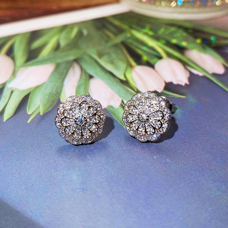 Huitan Korean Style Fashion Flower Stud Earrings for Girls Simple Stylish Party Accessories Best Love Gift Women s Zircon 2021
Huitan Korean Style Fashion Flower Stud Earrings for Girls Simple Stylish Party Accessories Best Love Gift Women s Zircon 2021