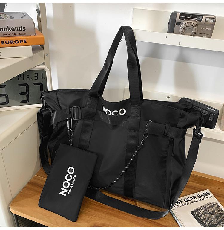 Casual big bag women s new tote bag lightweight shoulder bag tote bag fashion nylon bag чорний
Casual big bag women s new tote bag lightweight shoulder bag tote bag fashion nylon bag чорний