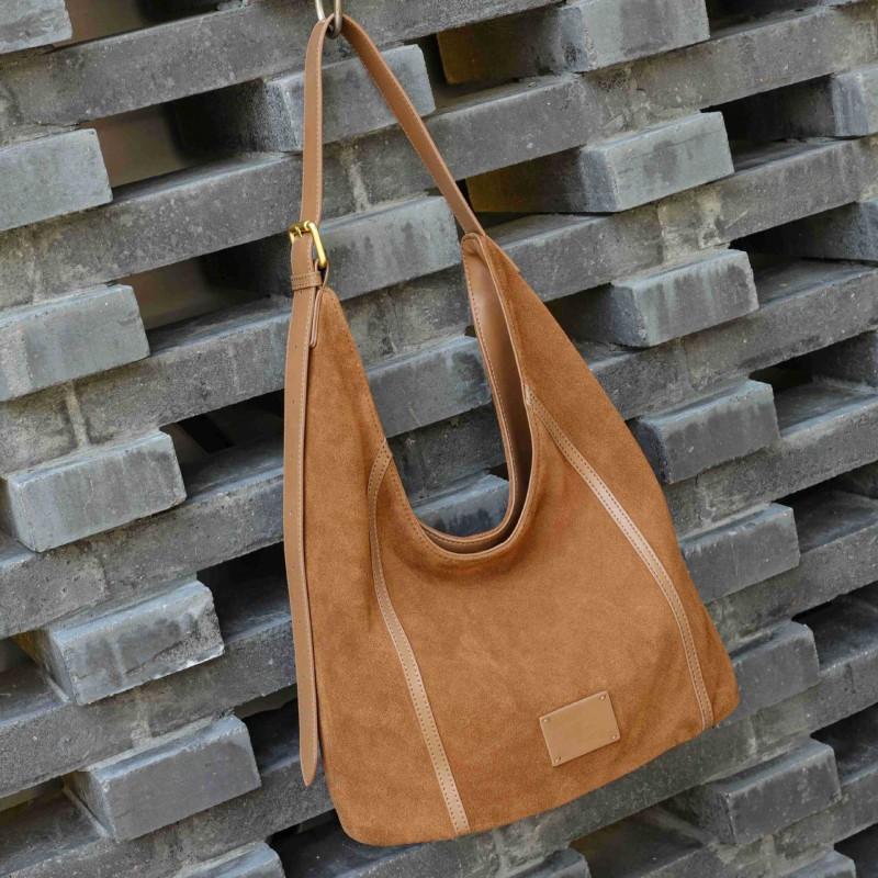 Large Capacity Single Shoulder Women s Bag Leather Retro Crossbody Fashionable Frosted Cowhide Casual Commuting Tote 31x17x38CM коричневый
Large Capacity Single Shoulder Women s Bag Leather Retro Crossbody Fashionable Frosted Cowhide Casual Commuting Tote 31x17x38CM коричневый