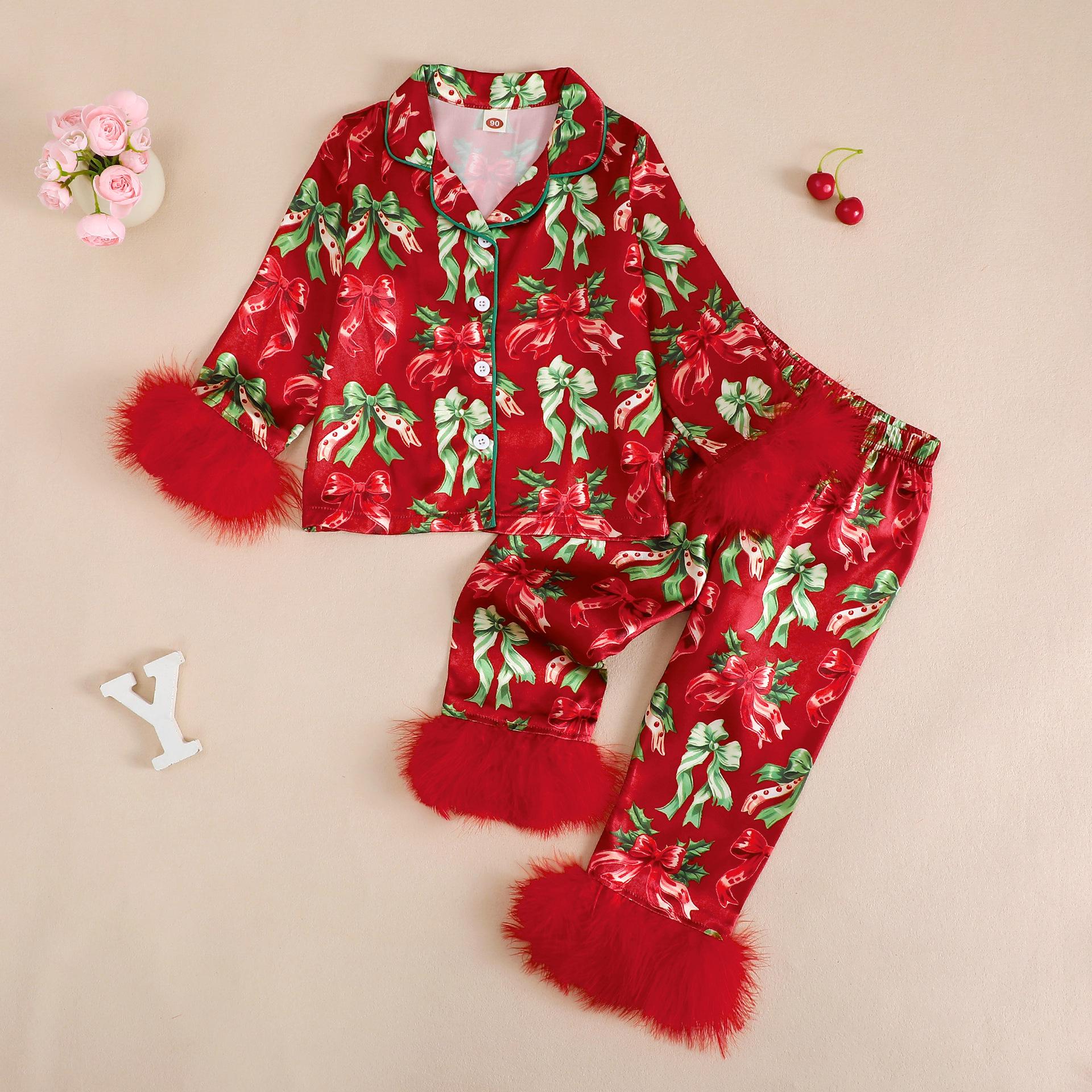 Пижамный комплект для девочек с принтом перьев и воротником-бантом 110 cm красный
Пижамный комплект для девочек с принтом перьев и воротником-бантом 110 cm красный