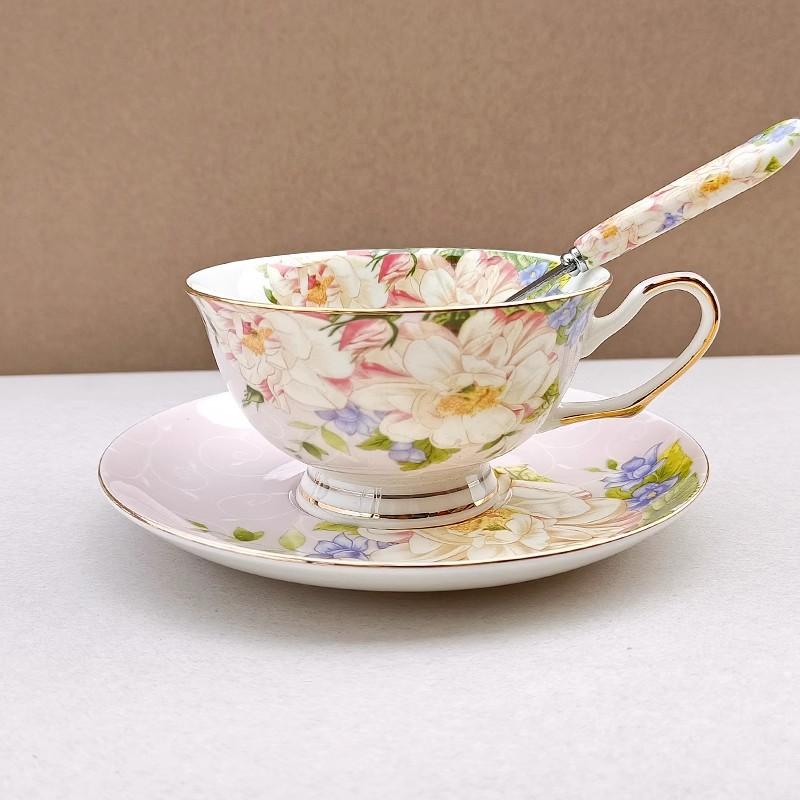 European Style Bone china Coffee Cup Dish Sets 200ml Flower Pattern Mugs with Handle Scoop Aesthetic Afternoon Tea Dessert Dish 200 ml
European Style Bone china Coffee Cup Dish Sets 200ml Flower Pattern Mugs with Handle Scoop Aesthetic Afternoon Tea Dessert Dish 200 ml