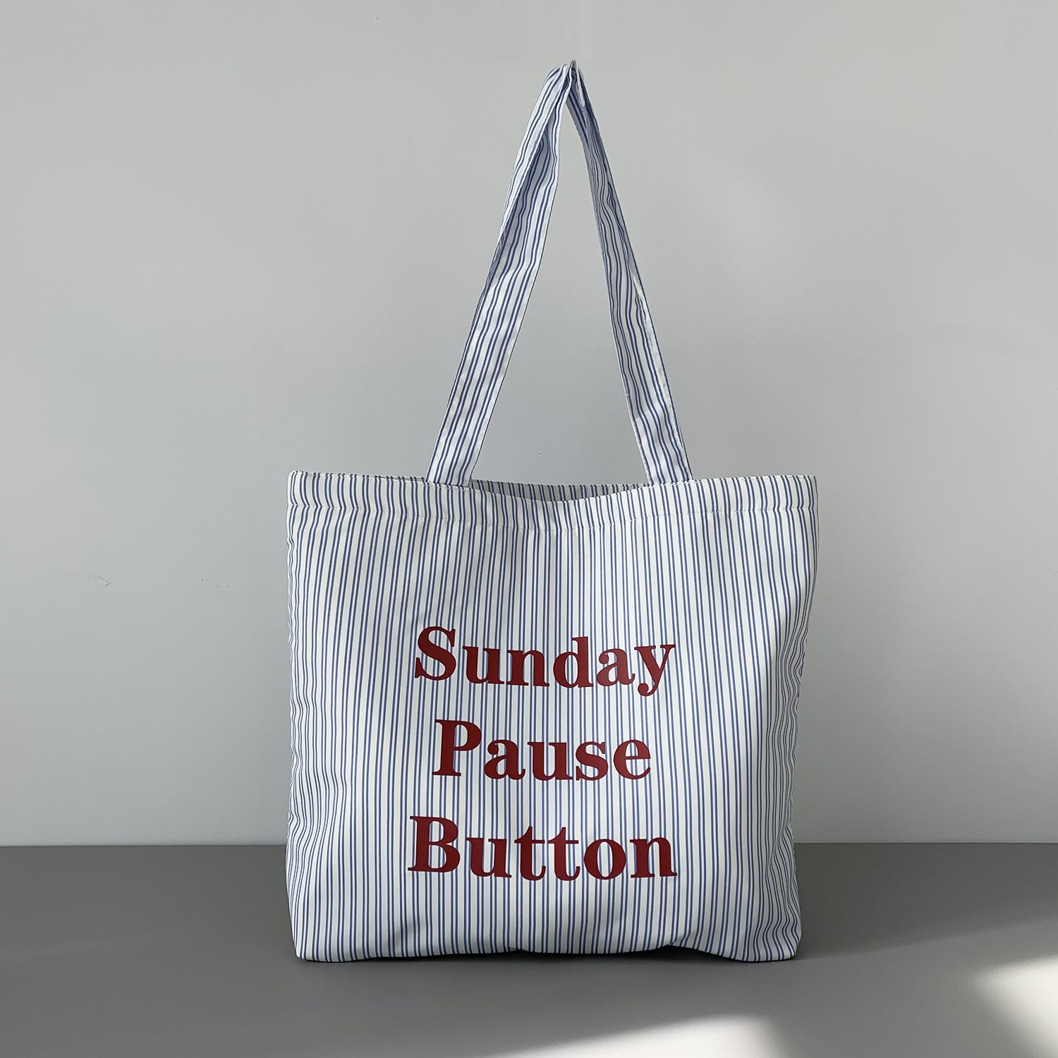 Korean Style Large Capacity Letter Striped Canvas Shoulder Tote Bag
Korean Style Large Capacity Letter Striped Canvas Shoulder Tote Bag