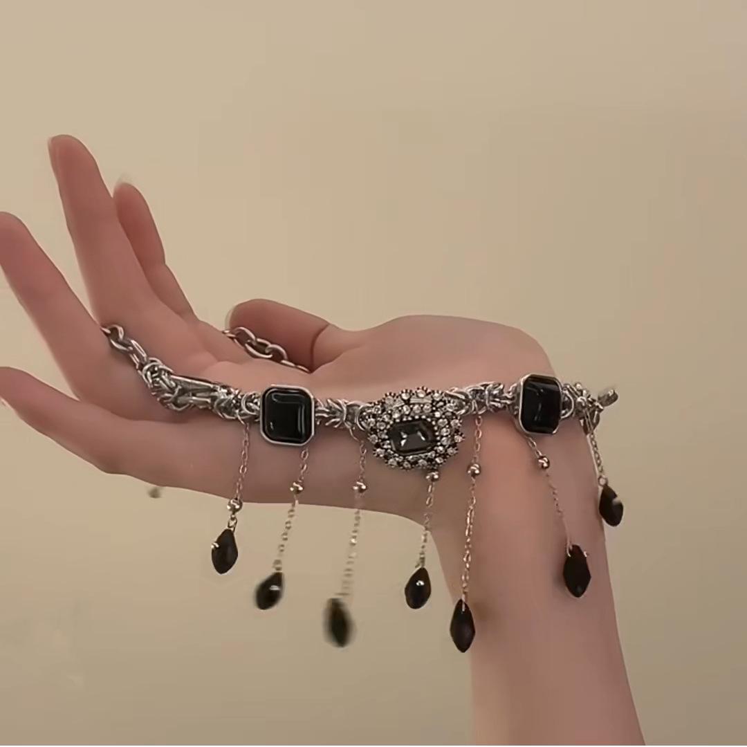 Унисекс Готический Чокер: Панк-аксессуары Y2K для осени/зимы
Унисекс Готический Чокер: Панк-аксессуары Y2K для осени/зимы