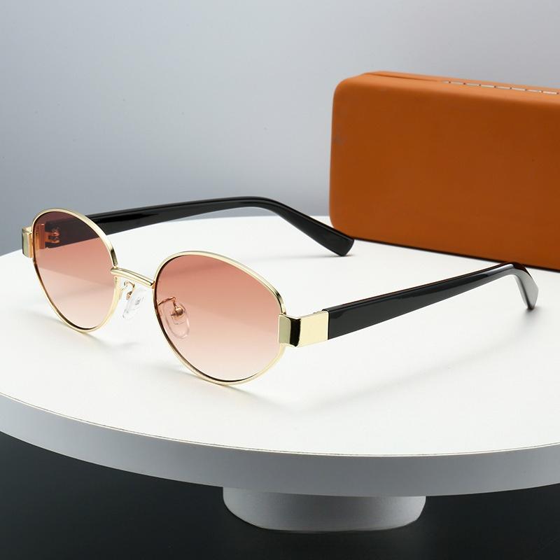 UV Protection Lightweight Comfortable Durable High Quality Trendy Retro High End Stylish Oval Shaped Female Sun Glasses
UV Protection Lightweight Comfortable Durable High Quality Trendy Retro High End Stylish Oval Shaped Female Sun Glasses