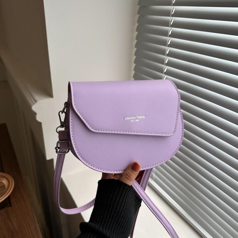 Простая текстура однотонная полукруглая 2025 новый тренд зарубежная текстура повседневная на плечо кроссбоди сумка-седло женская фиолетовый
Простая текстура однотонная полукруглая 2025 новый тренд зарубежная текстура повседневная на плечо кроссбоди сумка-седло женская фиолетовый