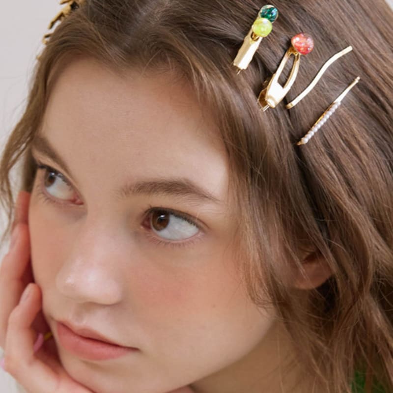 luvinball Petit Snowball Hair Clip Red
luvinball Petit Snowball Hair Clip Red