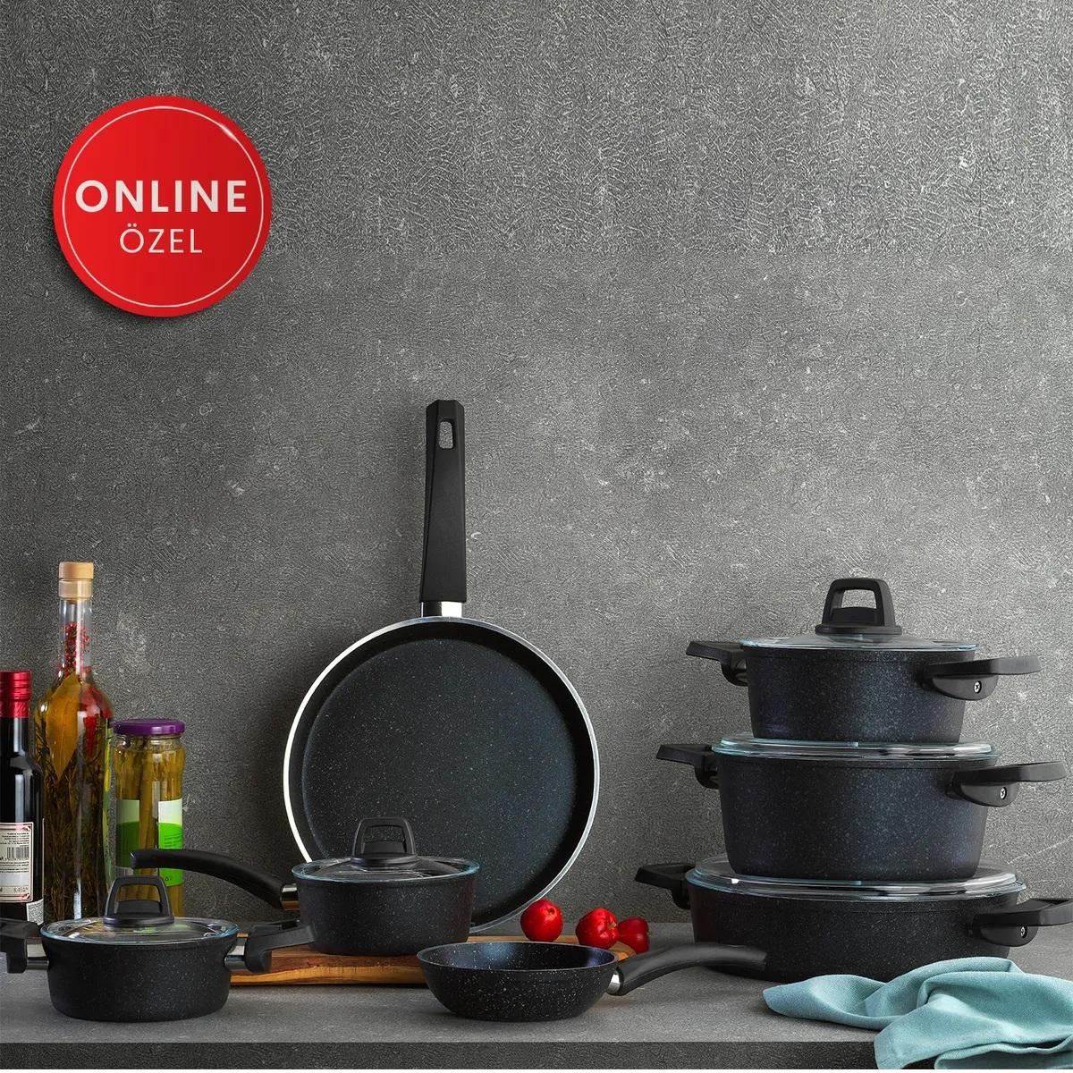 Dark Storm Granite Pot Pan Sauce Set 12 предметів з антипригарним покриттям 1 SET димчастий чорний колір
Dark Storm Granite Pot Pan Sauce Set 12 предметів з антипригарним покриттям 1 SET димчастий чорний колір