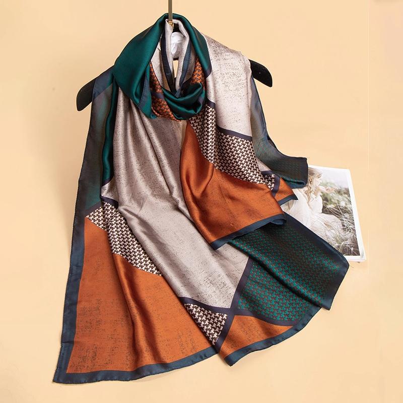 Silk Scarf Women Soft Satin Hairband Neckerchief Office Hijab Headband Foulard Gift Luxury Design 90X180CM
Silk Scarf Women Soft Satin Hairband Neckerchief Office Hijab Headband Foulard Gift Luxury Design 90X180CM