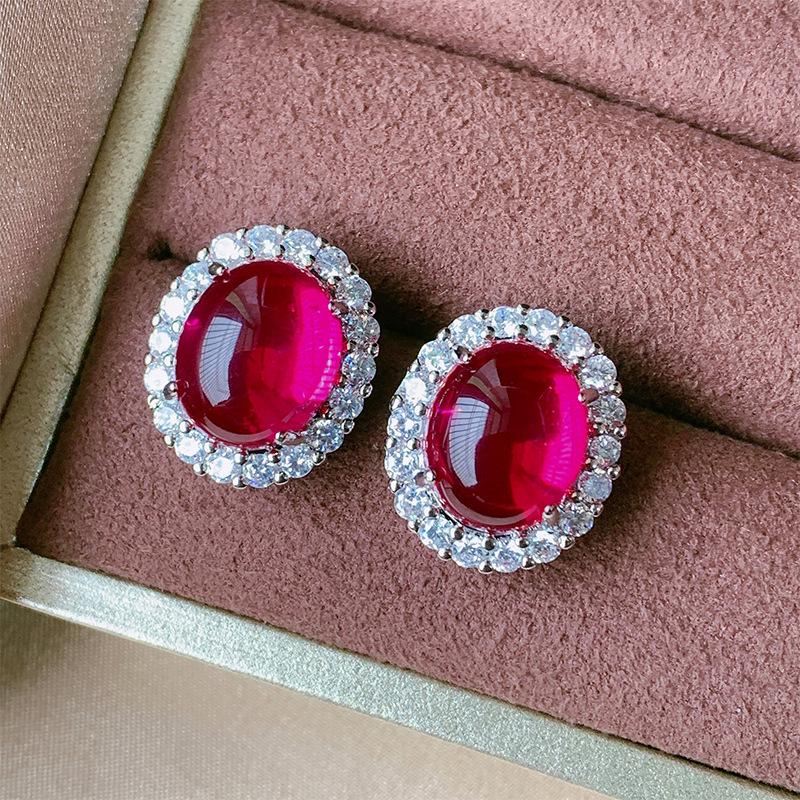 Ювелірні вироби Імітація Голубино-Кров яно-Червоний Корунд Звичайний Легкий Розкішний Набір Підвіска 18 * 20 Кільце 13 * 18
Ювелірні вироби Імітація Голубино-Кров яно-Червоний Корунд Звичайний Легкий Розкішний Набір Підвіска 18 * 20 Кільце 13 * 18