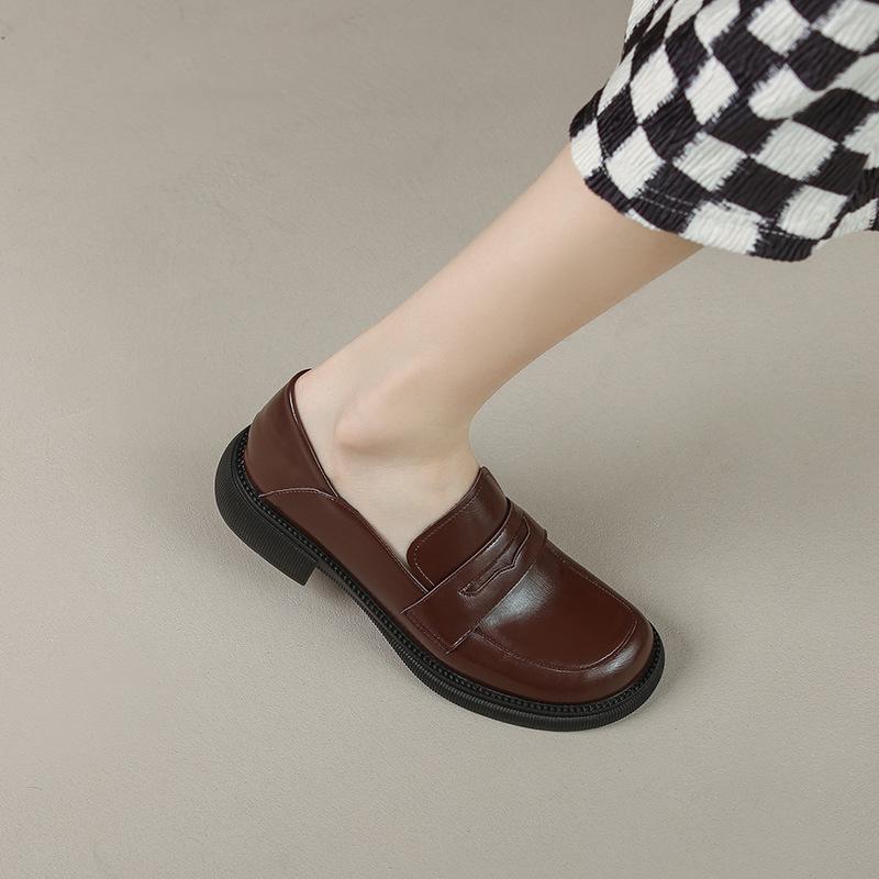 New Leather Thick-soled Small Leather Shoes Spring and Autumn British Style Slip-on Loafers Women s Shoes
New Leather Thick-soled Small Leather Shoes Spring and Autumn British Style Slip-on Loafers Women s Shoes