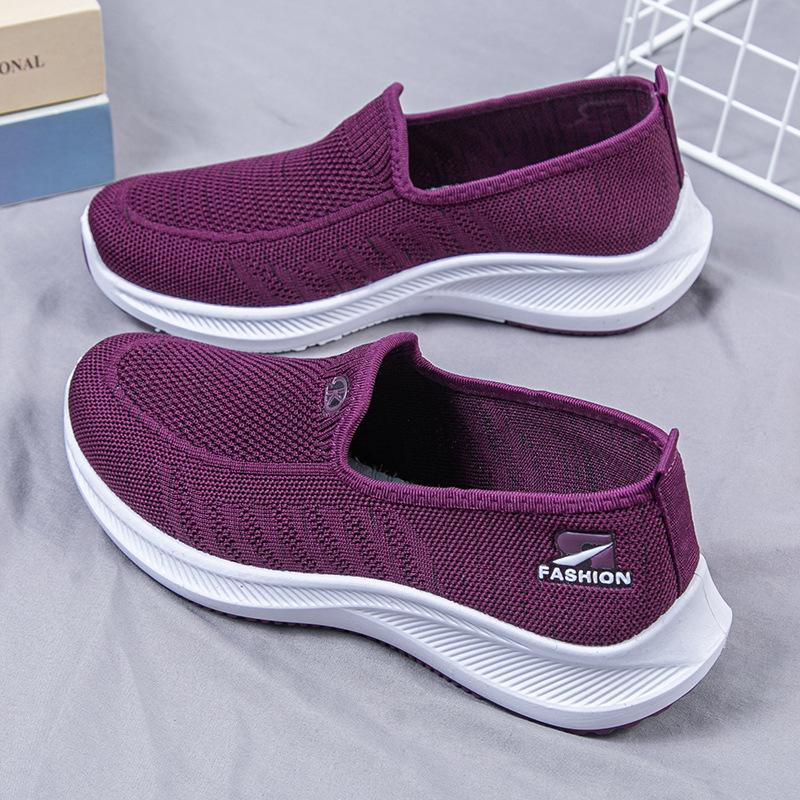 Shoes women s new casual sports shoes fashion soft-soled mother shoes old Beijing cloth shoes women middle-aged and elderly walking shoes women 41 червоний
Shoes women s new casual sports shoes fashion soft-soled mother shoes old Beijing cloth shoes women middle-aged and elderly walking shoes women 41 червоний