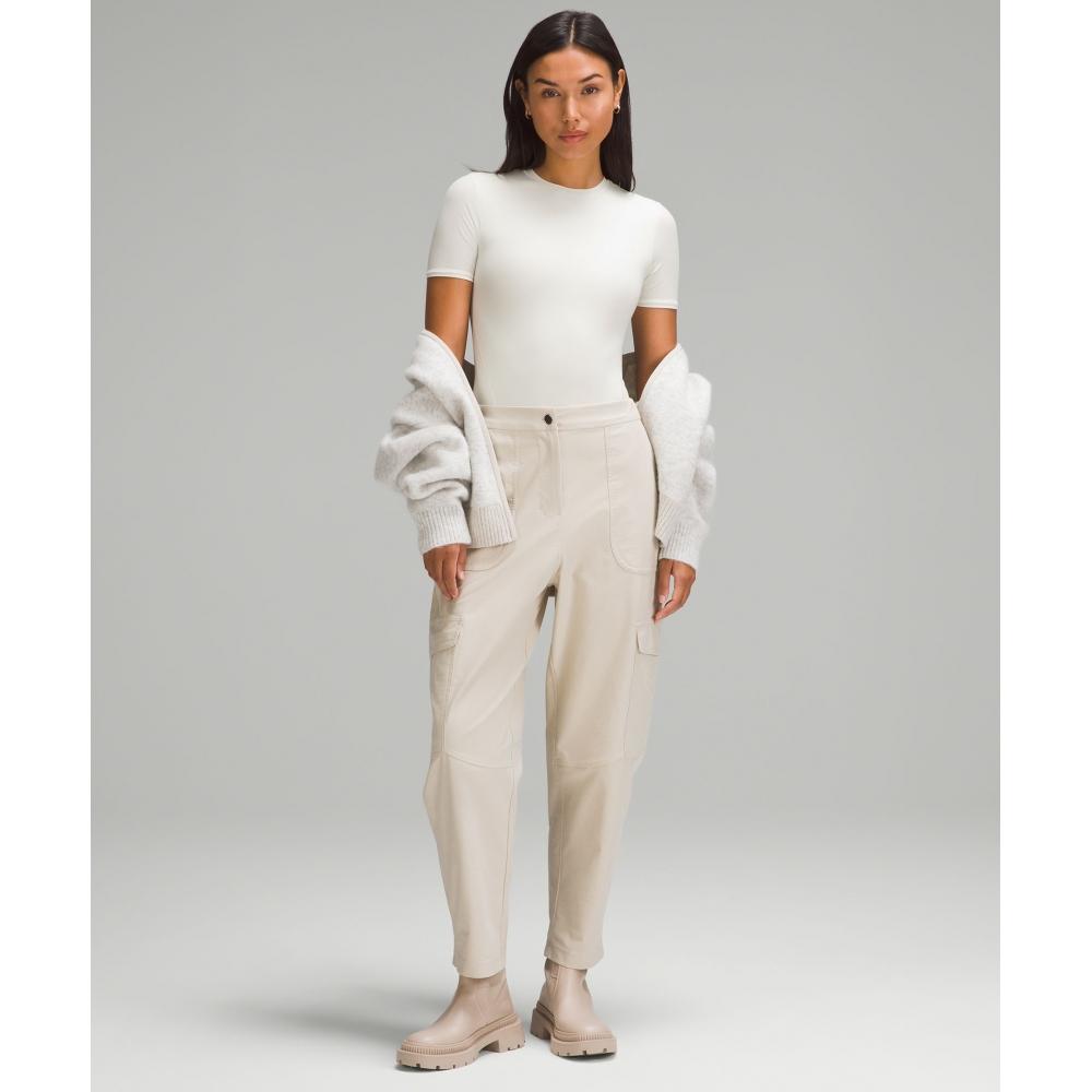 Lululemon Wundermost Ультрамягкий боди Nulu с короткими рукавами и стрингами Bone XS
Lululemon Wundermost Ультрамягкий боди Nulu с короткими рукавами и стрингами Bone XS
