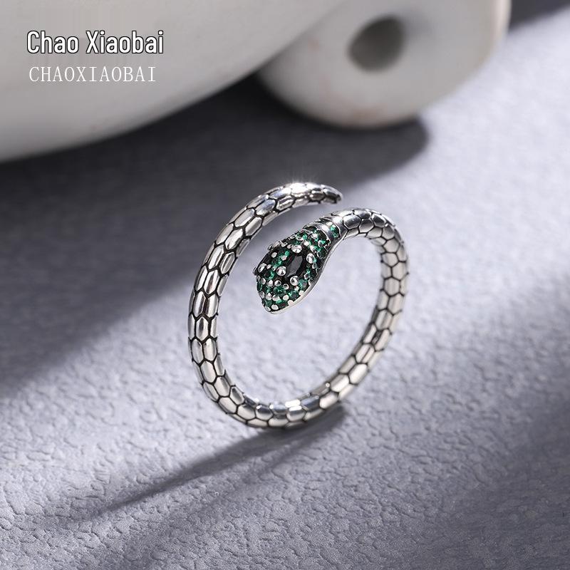 Trendy European-American Snake Ring for Women – Bold, Niche Style, Spicy Personality, Adjustable Index Finger Ring
Trendy European-American Snake Ring for Women – Bold, Niche Style, Spicy Personality, Adjustable Index Finger Ring